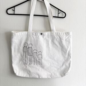 Family Embroidered Cream Tote Bag Mom Dad 2 Boys Snap Closure Inside Pockets